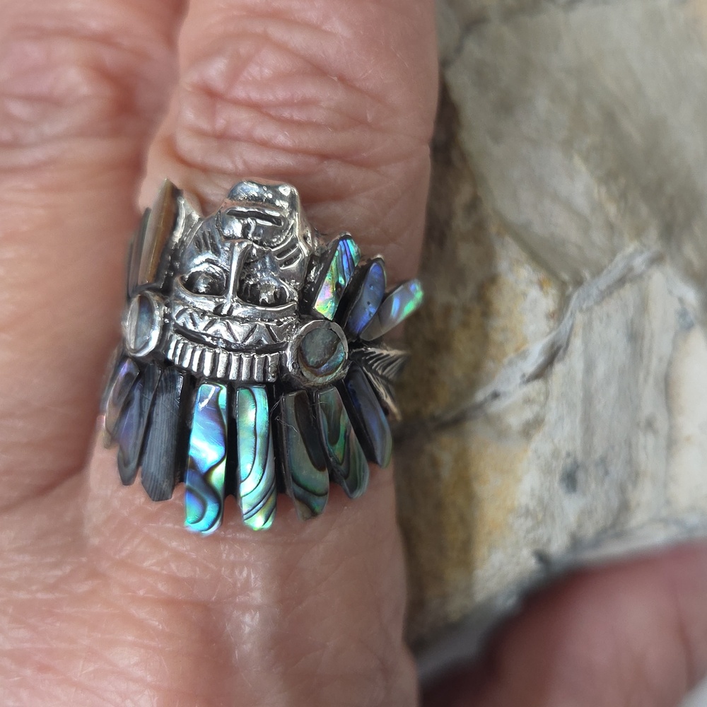 925 Sterljng Silver Abalone Native American Chief Ring - Picture 3 of 7
